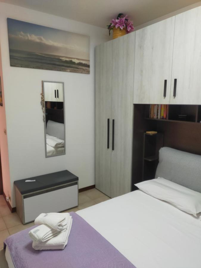 Appartamento Riviera Trilocale Wifi E Parcheggio Privato Ventimiglia Dış mekan fotoğraf