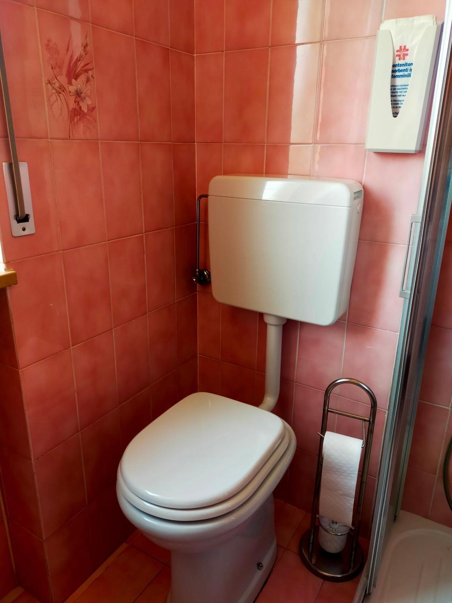 Appartamento Riviera Trilocale Wifi E Parcheggio Privato Ventimiglia Dış mekan fotoğraf