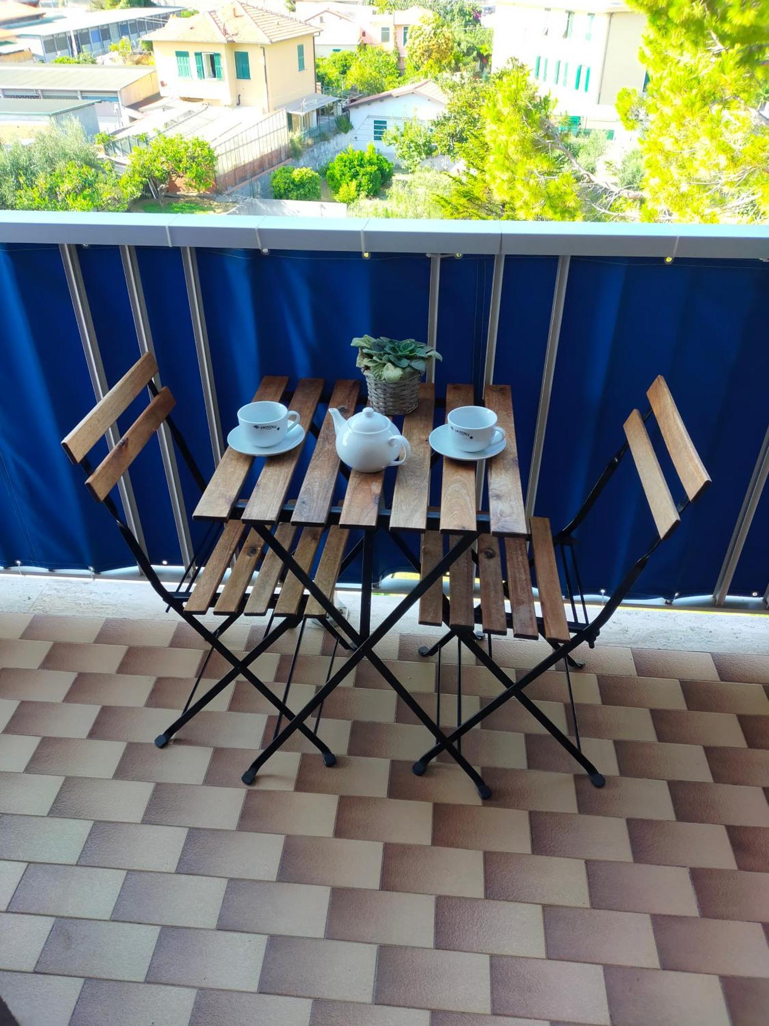 Appartamento Riviera Trilocale Wifi E Parcheggio Privato Ventimiglia Dış mekan fotoğraf
